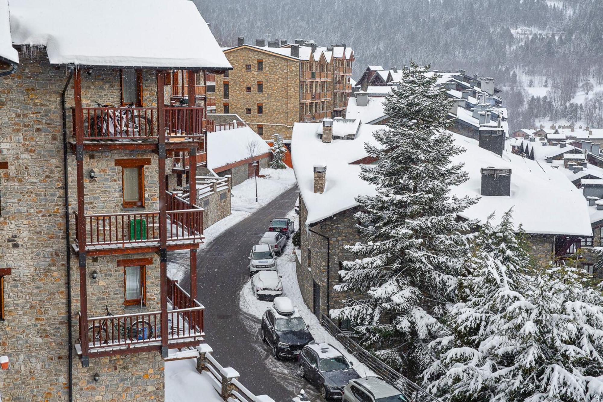 Con Vistas A La Montana, Parking Y Wifi Leilighet El Tarter Eksteriør bilde